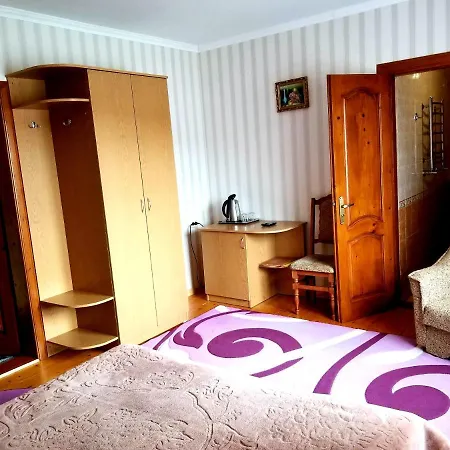 Hotel святослав *